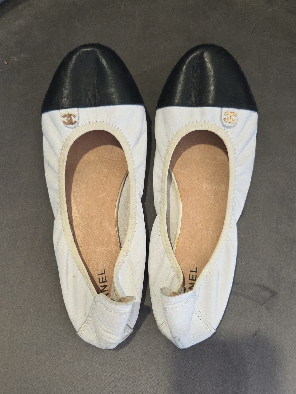 CHANEL Vintage Two-Tone Leather Ballet Flats — White & Black with Gold CC